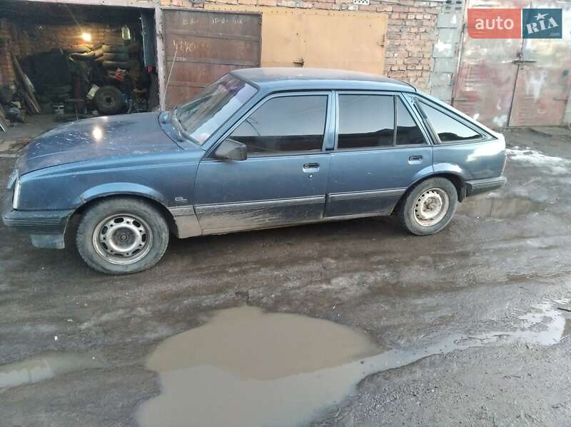 Хэтчбек Opel Ascona 1986 в Жмеринке