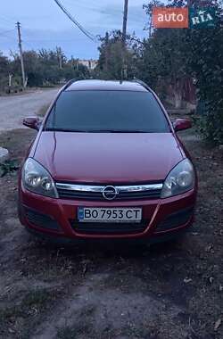 Універсал Opel Astra 2006 в Волочиську