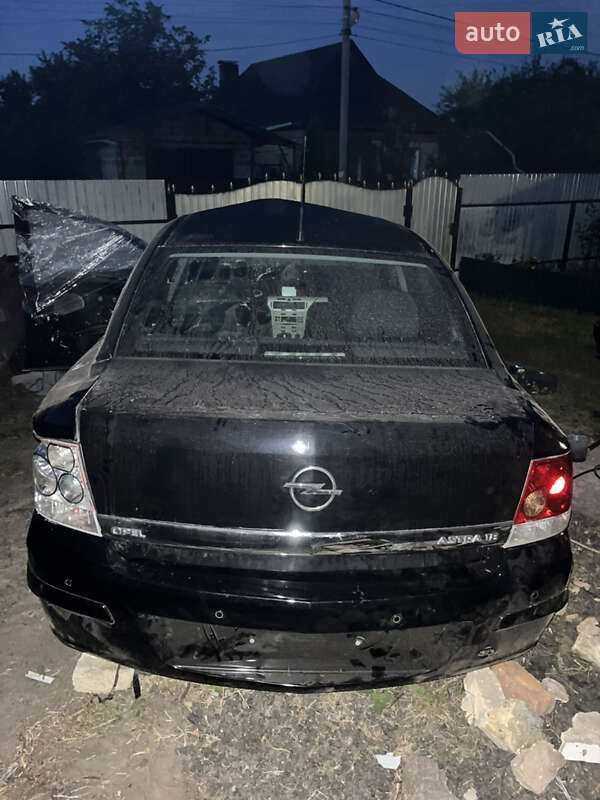Седан Opel Astra 2008 в Смеле