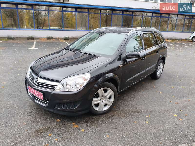 Универсал Opel Astra 2009 в Чернигове Универсал Opel Astra 2009 в Чернигове