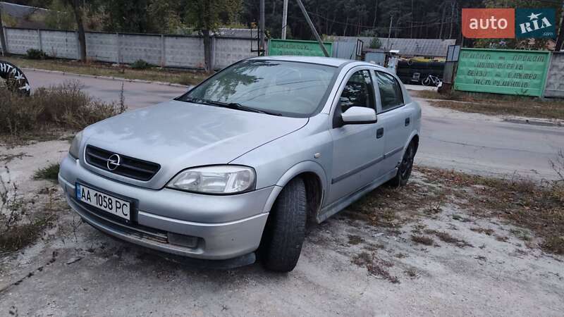 Хэтчбек Opel Astra 2003 в Броварах