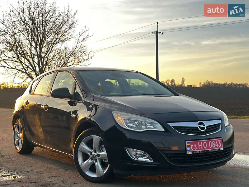 Хетчбек Opel Astra 2009 в Корсунь-Шевченківському