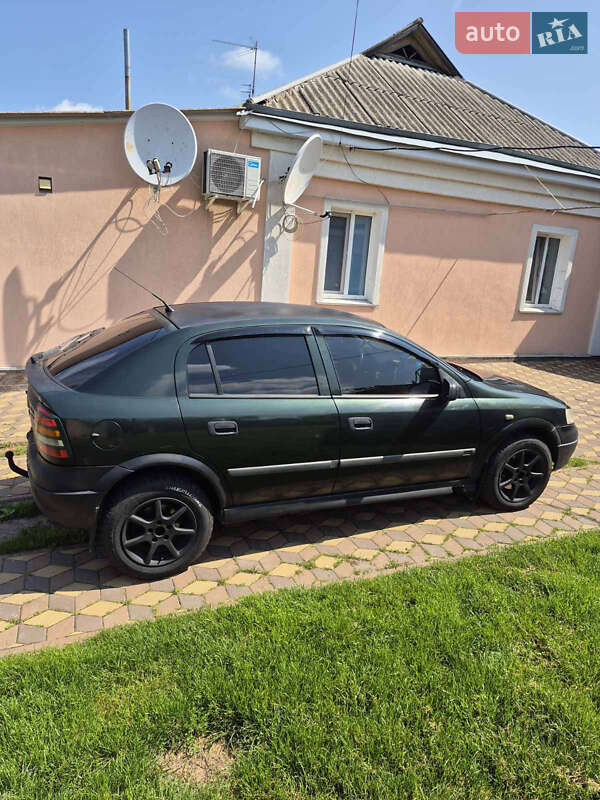 Хетчбек Opel Astra 2002 в Яготині