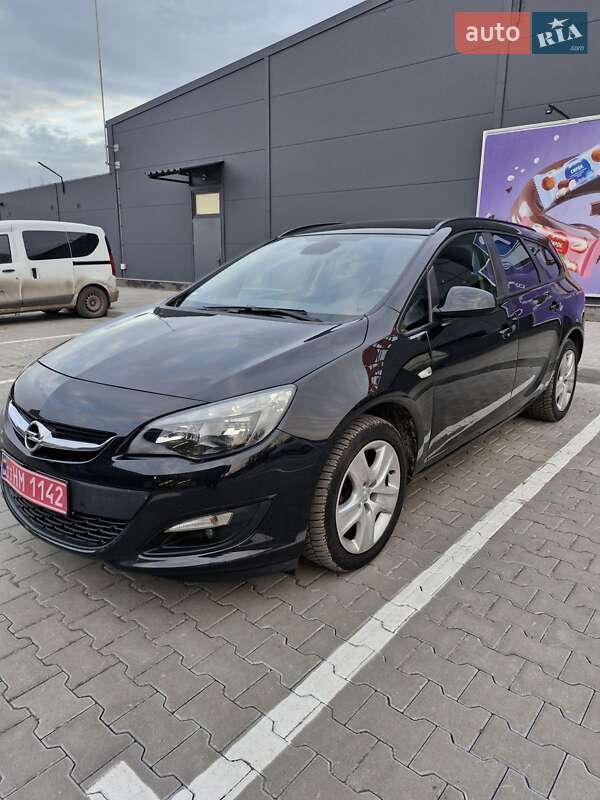 Универсал Opel Astra 2016 в Золочеве Универсал Opel Astra 2016 в Золочеве
