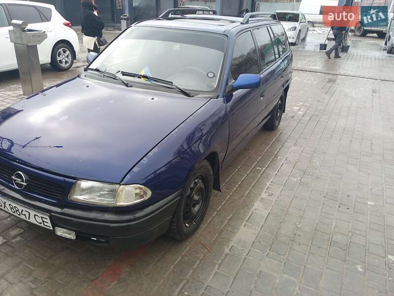 Универсал Opel Astra 1997 в Каменец-Подольском