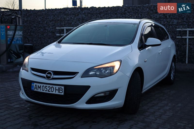 Універсал Opel Astra 2014 в Житомирі Універсал Opel Astra 2014 в Житомирі