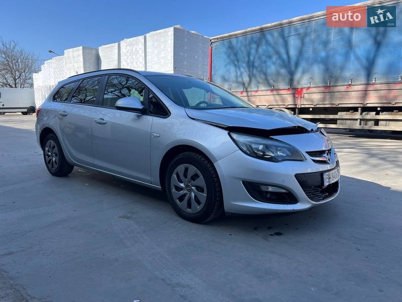 Универсал Opel Astra 2014 в Одессе