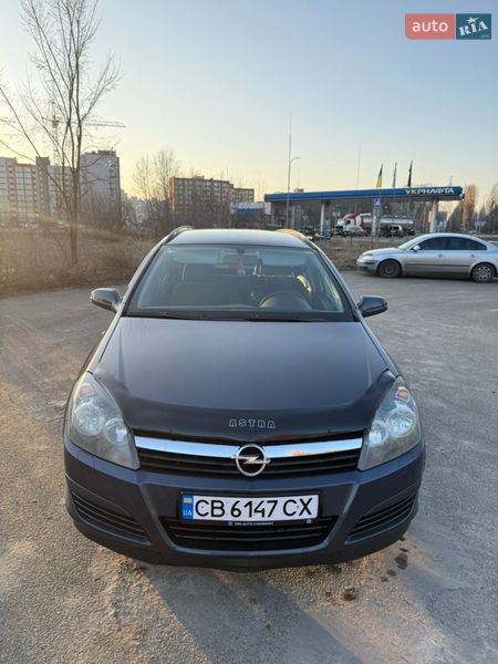 Универсал Opel Astra 2006 в Чернигове