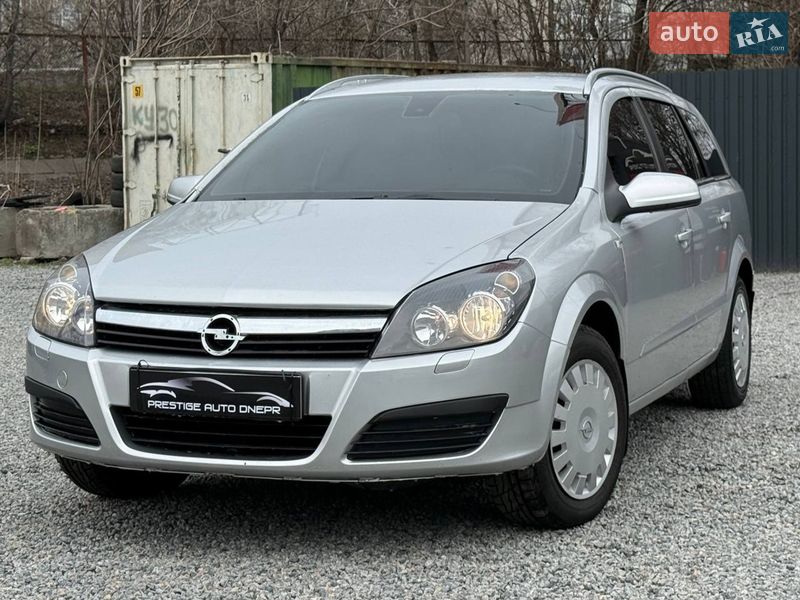 Универсал Opel Astra 2005 в Днепре