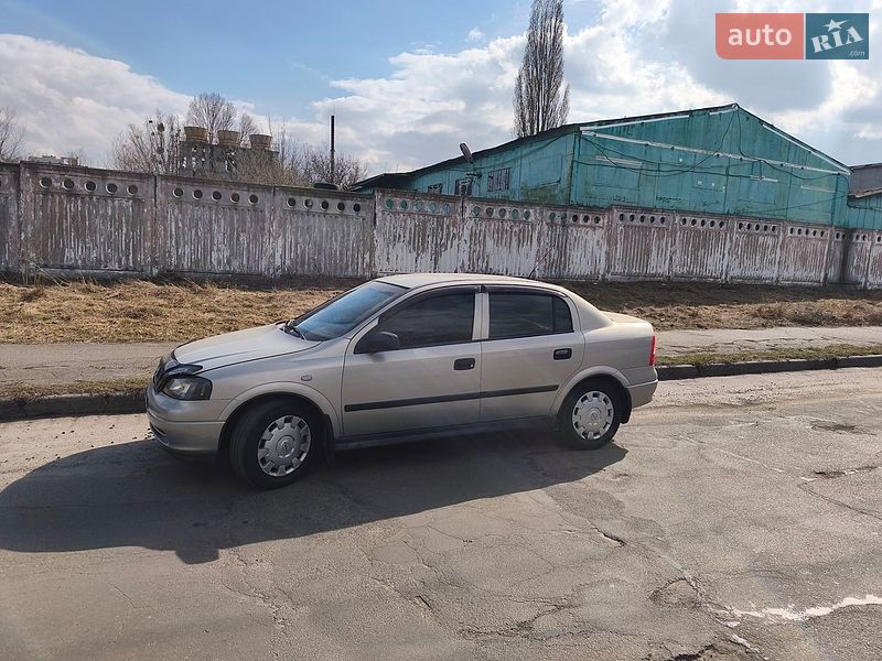 Седан Opel Astra 2008 в Києві