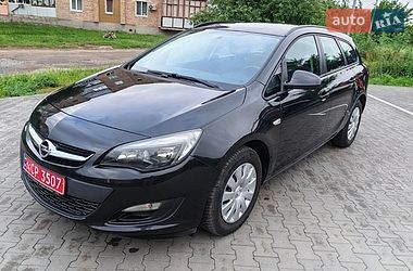 Универсал Opel Astra 2014 в Звенигородке