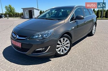Универсал Opel Astra 2013 в Городке