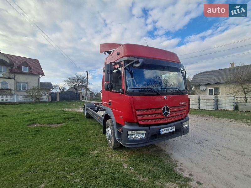 Грузовой фургон Mercedes-Benz Atego 2013 в Бучаче