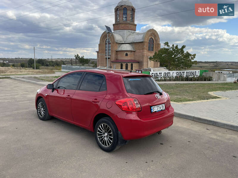 Хэтчбек Toyota Auris 2007 в Николаеве Хэтчбек Toyota Auris 2007 в Николаеве