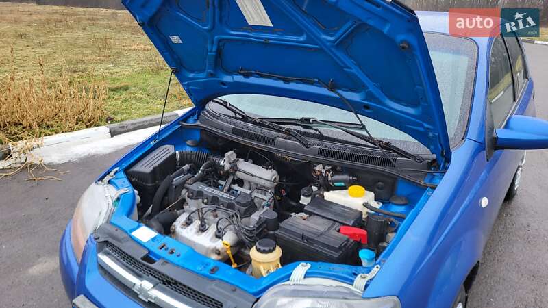 Хэтчбек Chevrolet Aveo 2006 в Желтых Водах