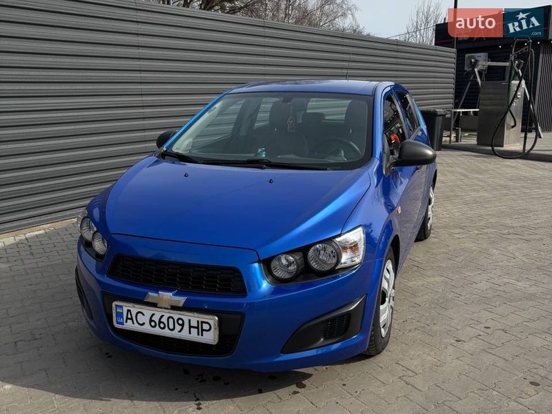 Хэтчбек Chevrolet Aveo 2012 в Луцке