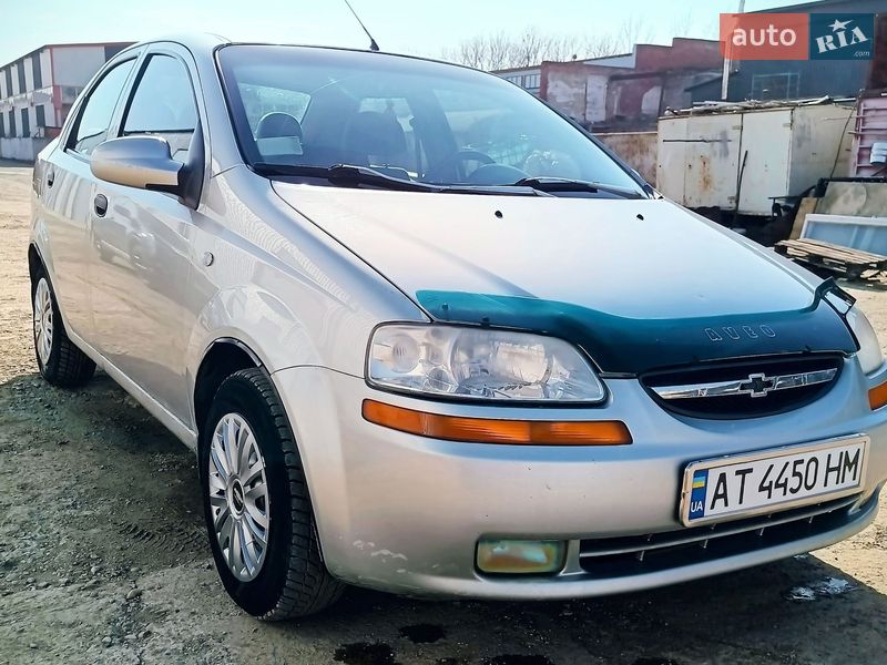 Седан Chevrolet Aveo 2005 в Калуше