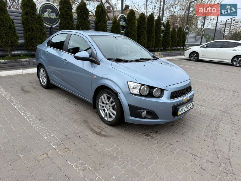 Седан Chevrolet Aveo 2012 в Харькове