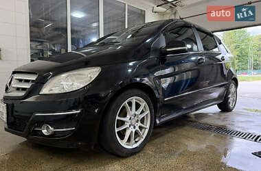 Хэтчбек Mercedes-Benz B-Class 2010 в Харькове