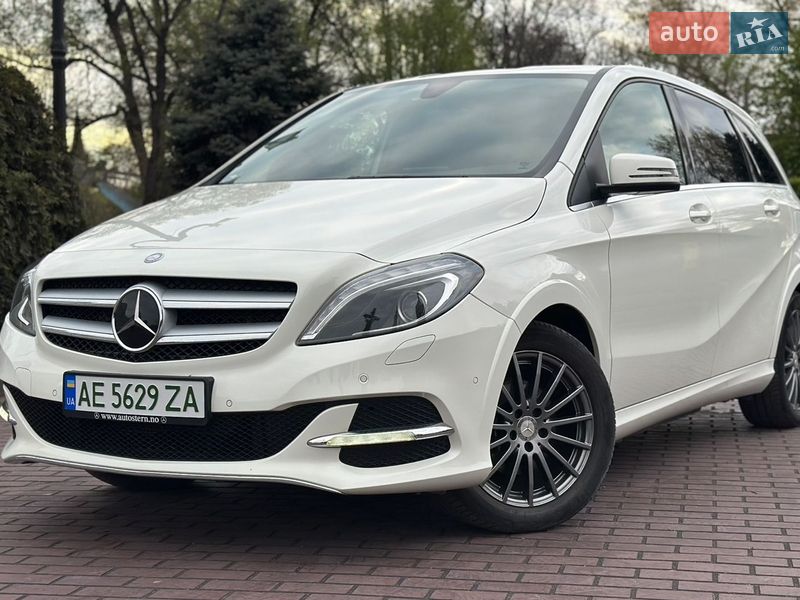 Хэтчбек Mercedes-Benz B-Class 2017 в Днепре