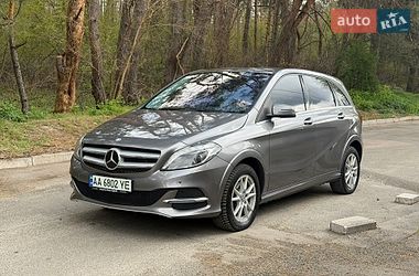 Хэтчбек Mercedes-Benz B-Class 2016 в Киеве
