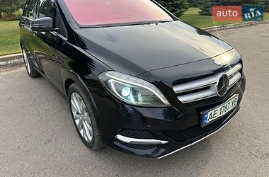 Хетчбек Mercedes-Benz B-Class 2016 в Дніпрі