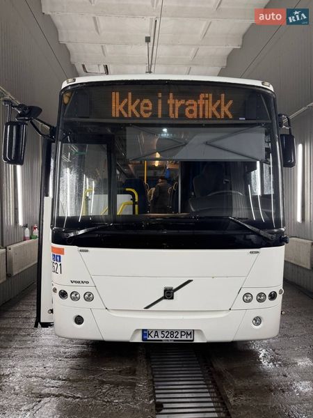 Приміський автобус Volvo B7R 2010 в Києві