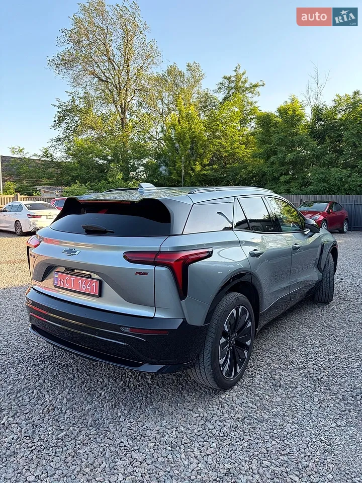 Chevrolet Blazer Ev 2025 photo 2