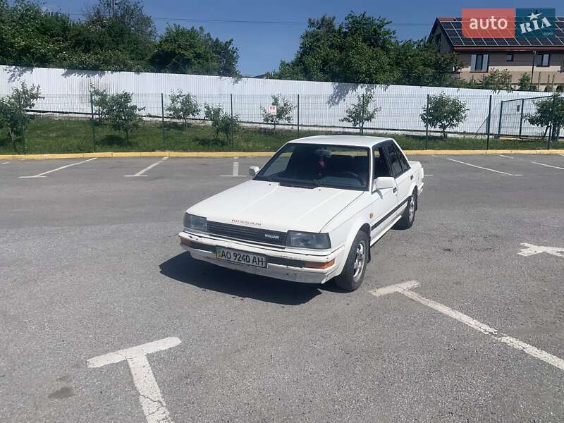 Седан Nissan Bluebird 1987 в Ужгороде Седан Nissan Bluebird 1987 в Ужгороде