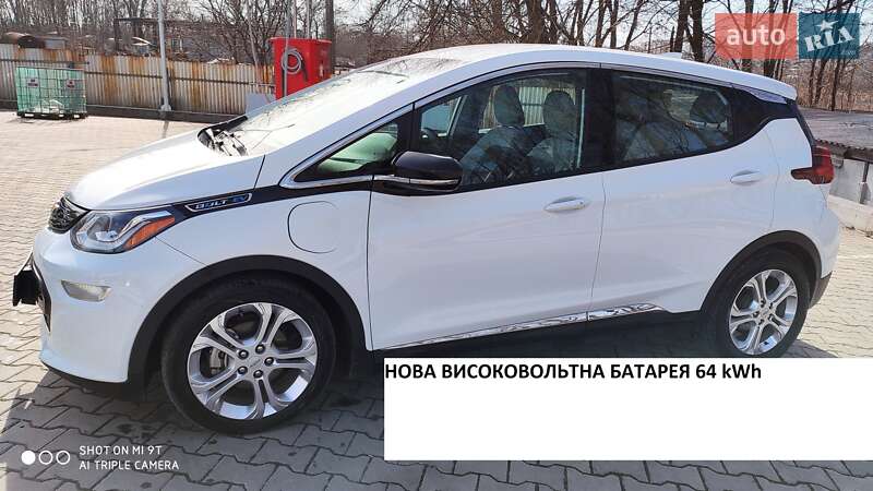 Хэтчбек Chevrolet Bolt EV 2021 в Виннице