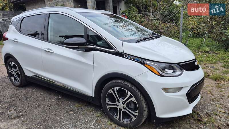 Хэтчбек Chevrolet Bolt EV 2020 в Львове Хэтчбек Chevrolet Bolt EV 2020 в Львове