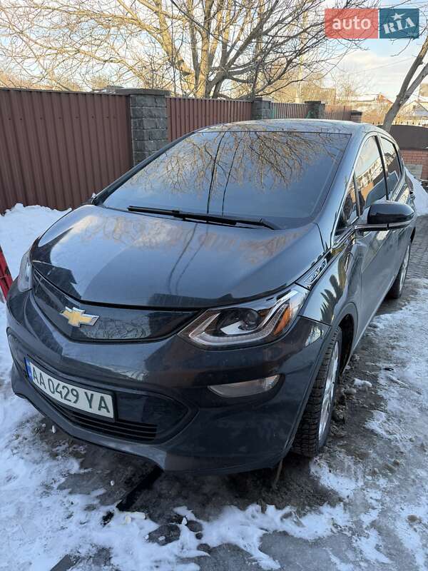 Хэтчбек Chevrolet Bolt EV 2017 в Коростышеве Хэтчбек Chevrolet Bolt EV 2017 в Коростышеве