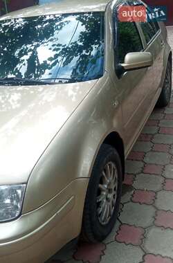 Седан Volkswagen Bora 2000 в Беляевке