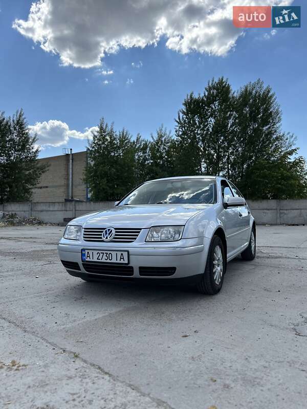 Седан Volkswagen Bora 2002 в Борисполе