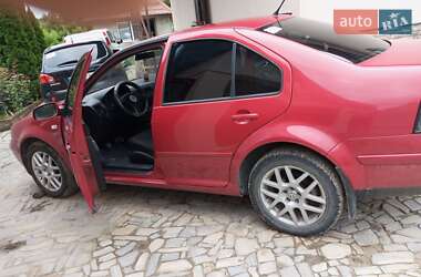 Седан Volkswagen Bora 2004 в Городку