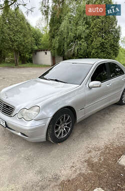Седан Mercedes-Benz C-Class 2002 в Городні