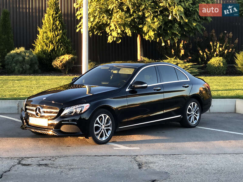 Седан Mercedes-Benz C-Class 2014 в Запорожье Седан Mercedes-Benz C-Class 2014 в Запорожье