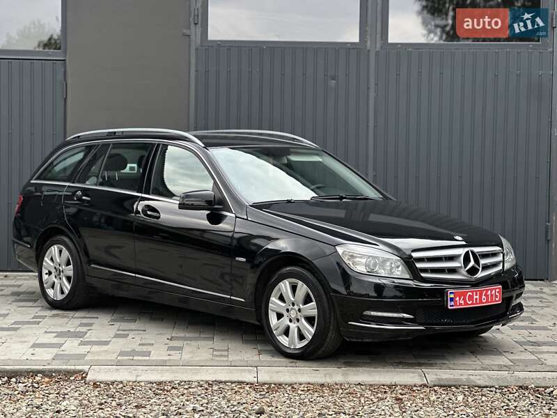 Універсал Mercedes-Benz C-Class 2012 в Івано-Франківську