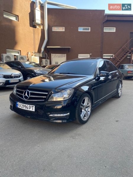 Седан Mercedes-Benz C-Class 2014 в Киеве Седан Mercedes-Benz C-Class 2014 в Киеве