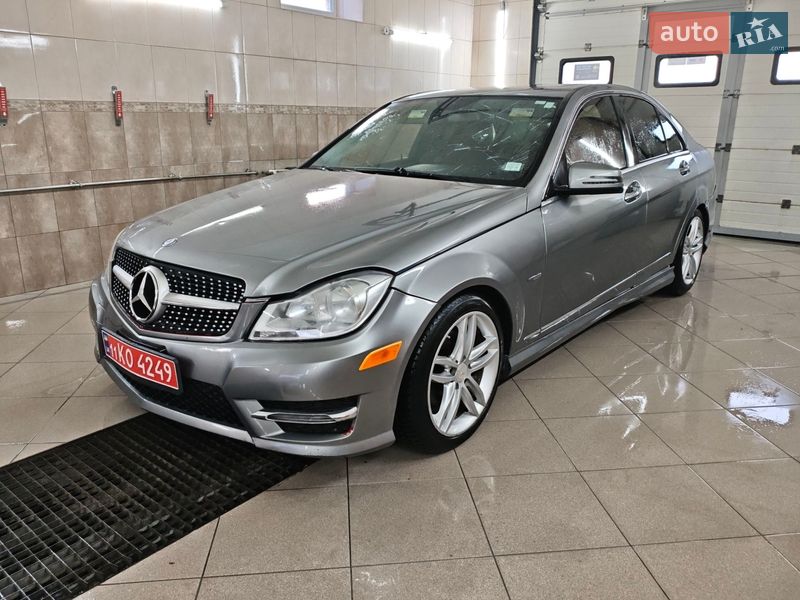 Седан Mercedes-Benz C-Class 2013 в Киеве
