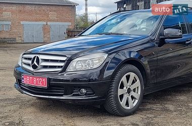 Універсал Mercedes-Benz C-Class 2009 в Рівному