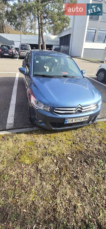 Седан Citroen C-Elysee 2015 в Ровно Седан Citroen C-Elysee 2015 в Ровно