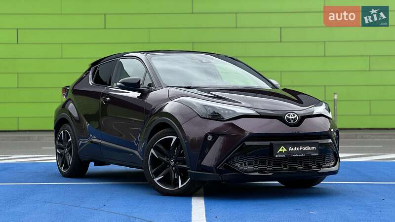 Внедорожник / Кроссовер Toyota C-HR 2022 в Киеве