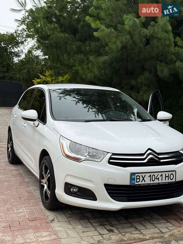 Хэтчбек Citroen C4 2012 в Каменец-Подольском