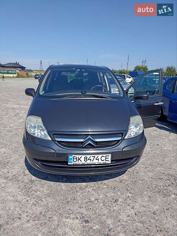 Минивэн Citroen C8 2006 в Ровно Минивэн Citroen C8 2006 в Ровно