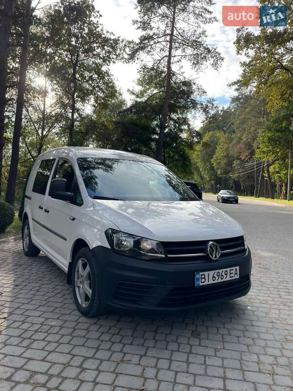 Вантажний фургон Volkswagen Caddy 2019 в Львові