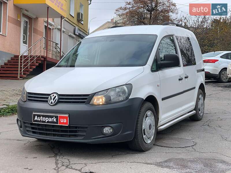 Грузопассажирский фургон Volkswagen Caddy 2012 в Виннице