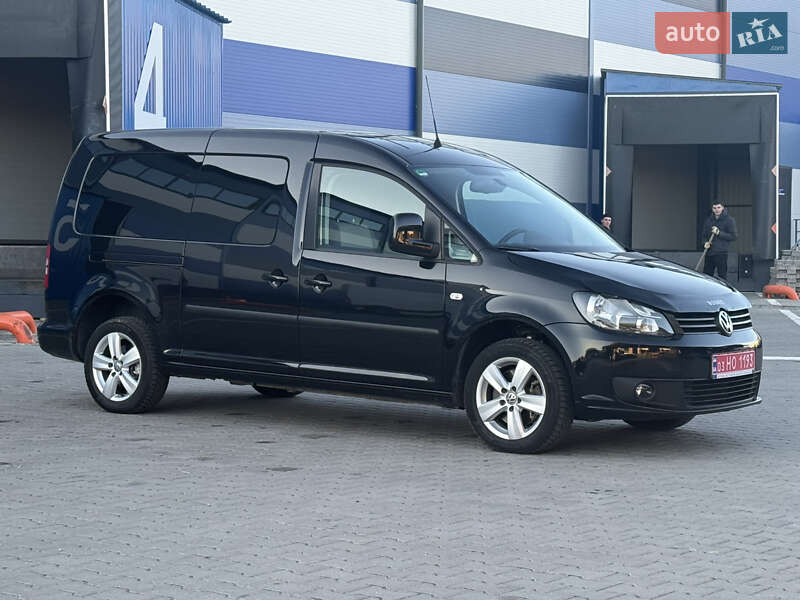 Минивэн Volkswagen Caddy 2013 в Ровно Минивэн Volkswagen Caddy 2013 в Ровно