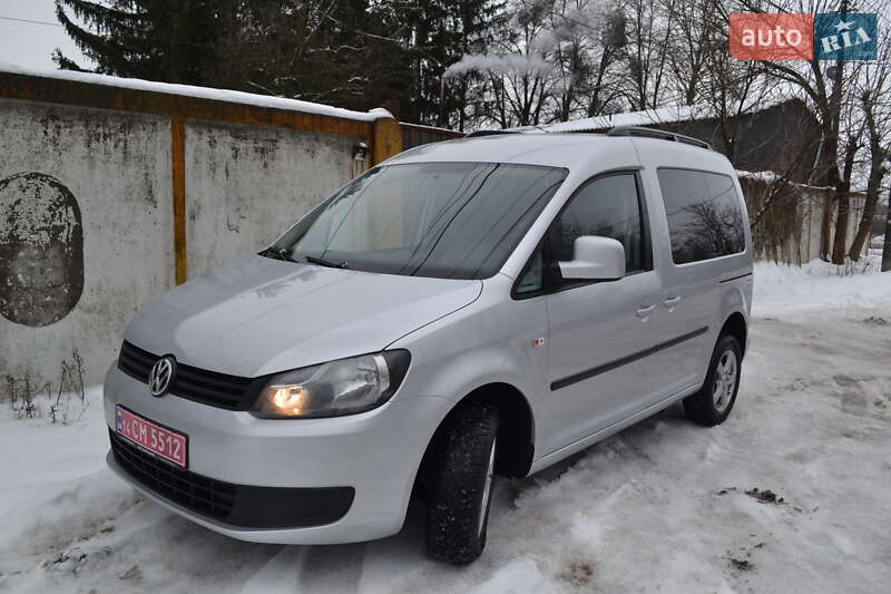 Минивэн Volkswagen Caddy 2011 в Виннице