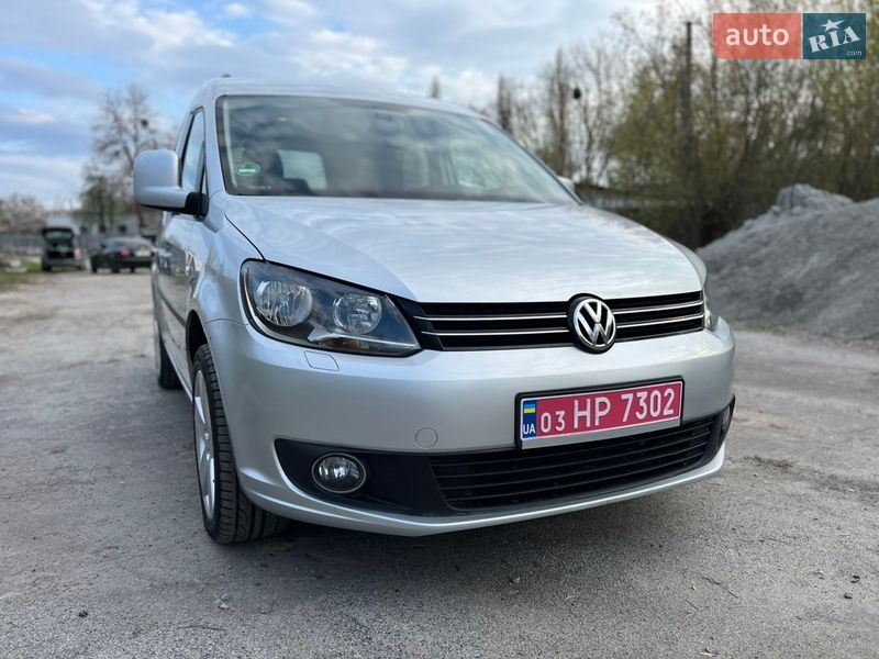 Мінівен Volkswagen Caddy 2010 в Хоролі